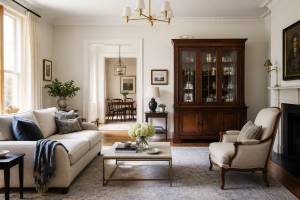 Cómo modernizar un salón con muebles clásicos sin perder su carácter